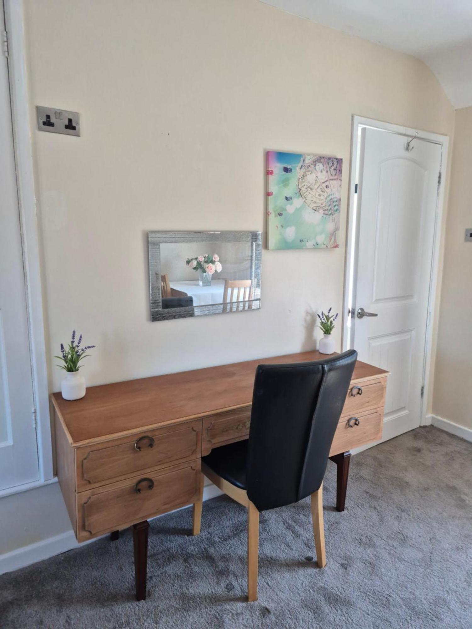 Accomadation Wrexham Exterior foto